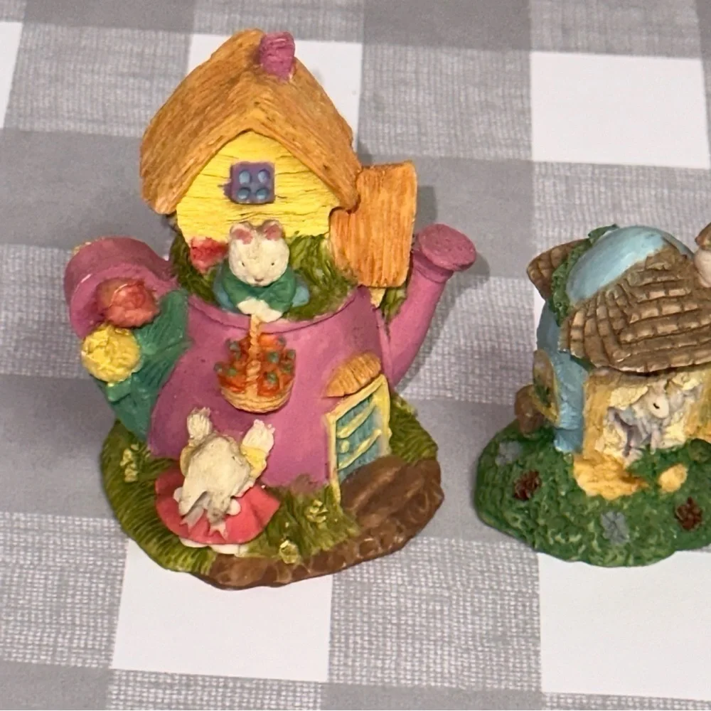 Bunny Rabbits Small Village Figurines Lot of 3 Mushroom Teapot Rabbit Houses